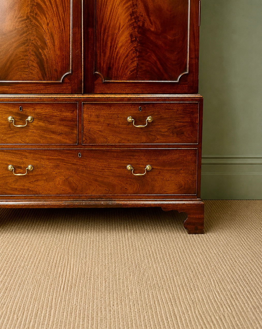 18th century mahogany linen press