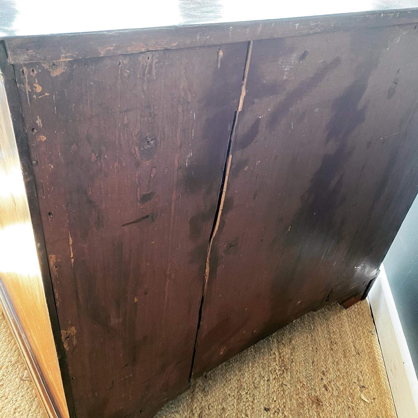 Georgian Mahogany Chest of Drawers image 8