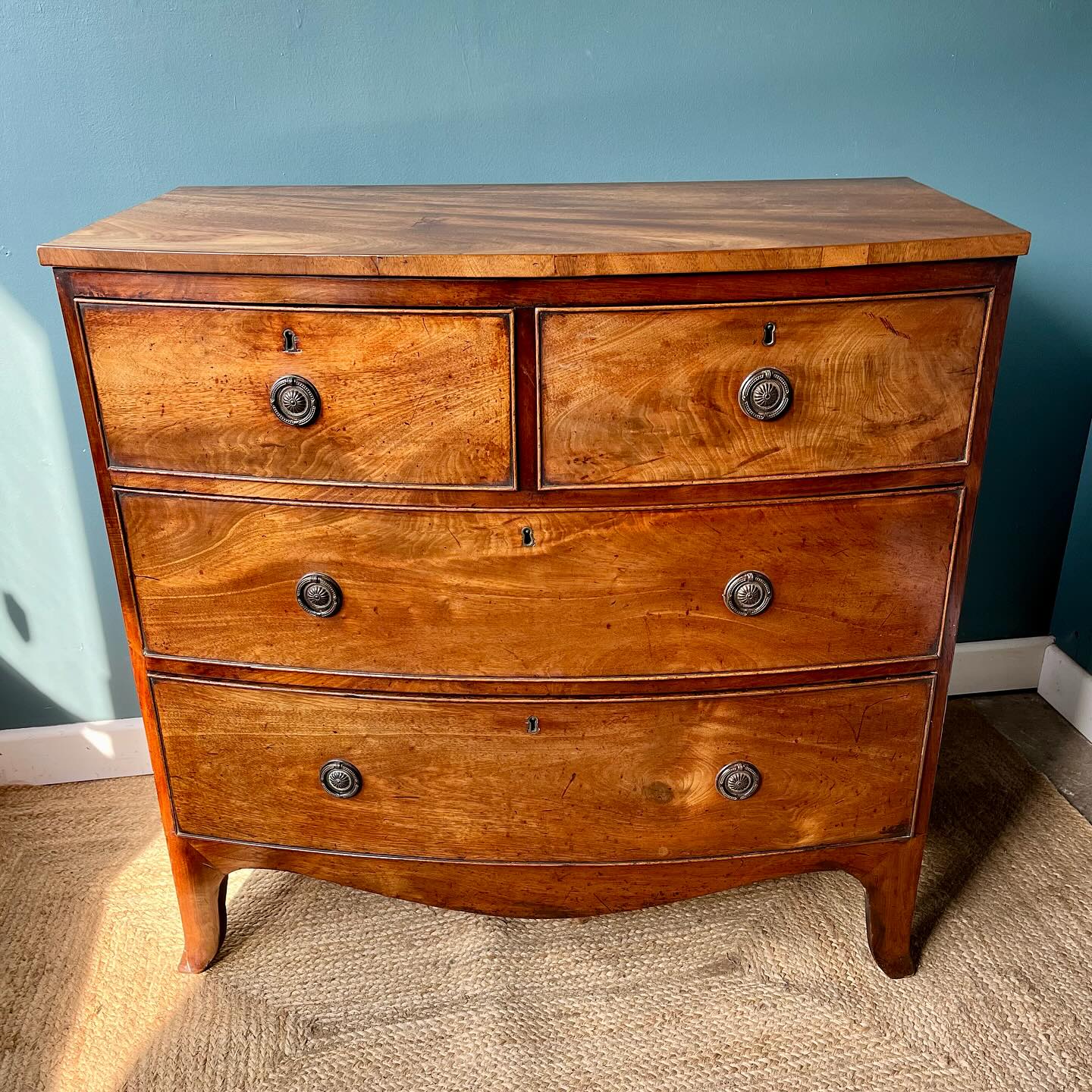 Regency bow fronted chest of drawers  image 3