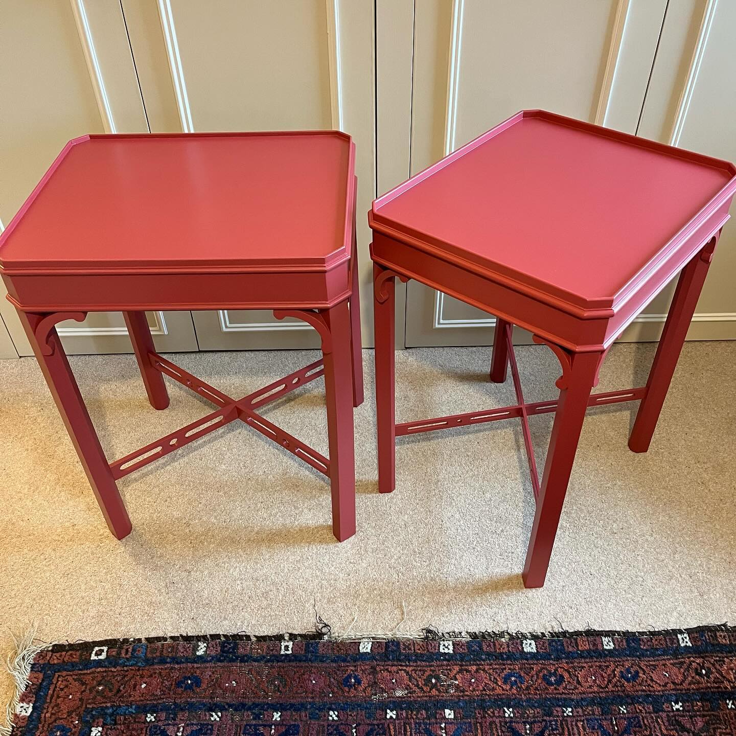 A pair of painted 20th century lamp tables  image 3