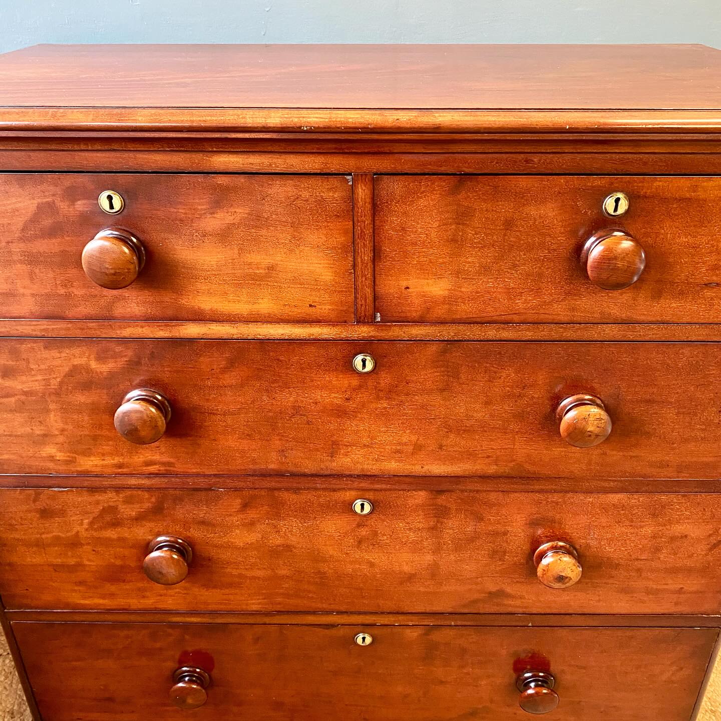 19th century mahogany chest of drawers  image 3