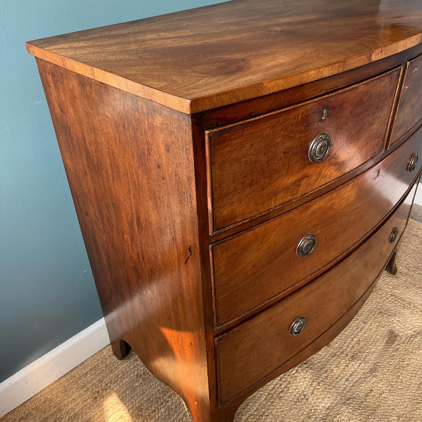Regency bow fronted chest of drawers  image 5