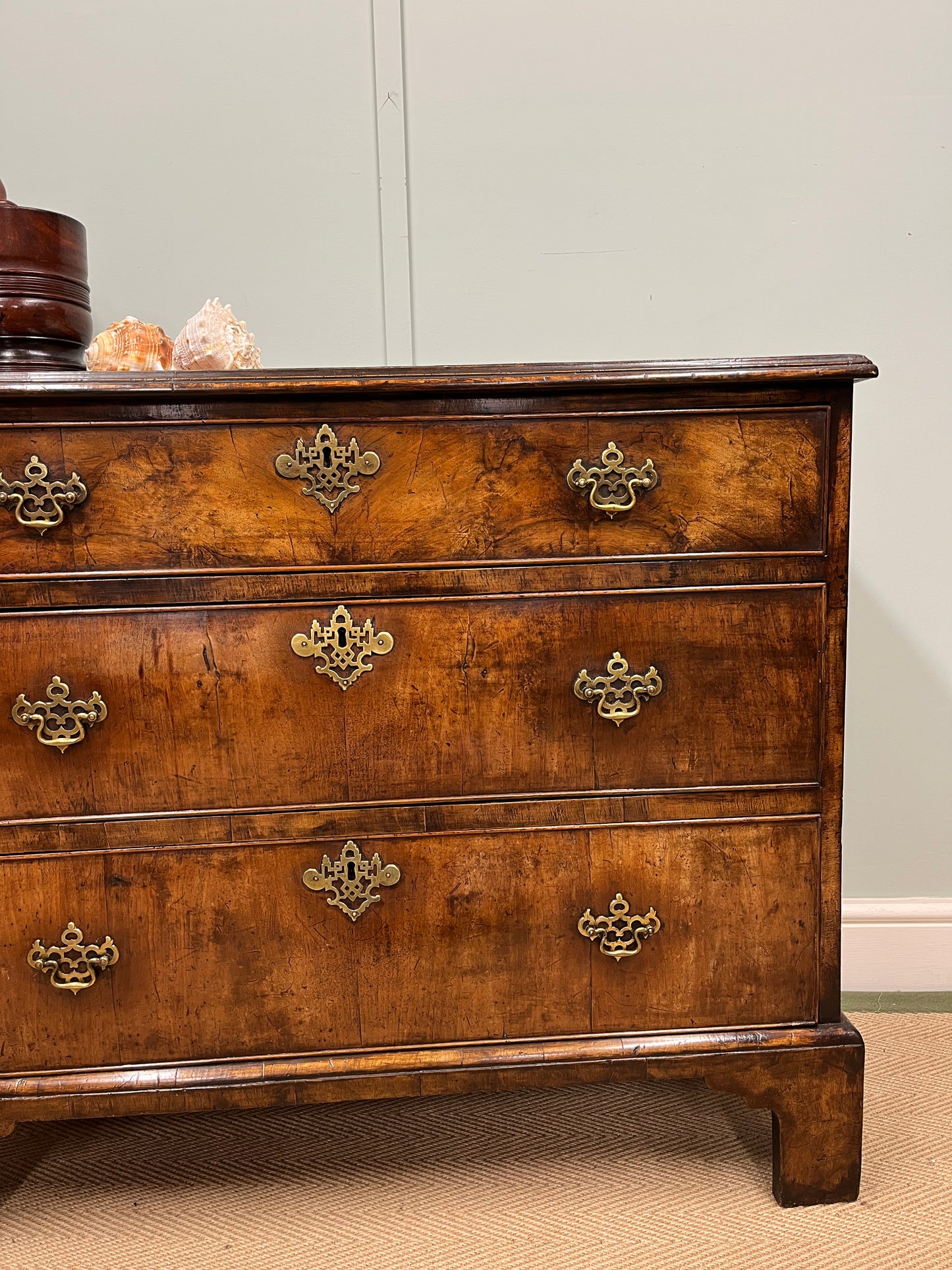 Georgian Walnut chest of drawers image 1