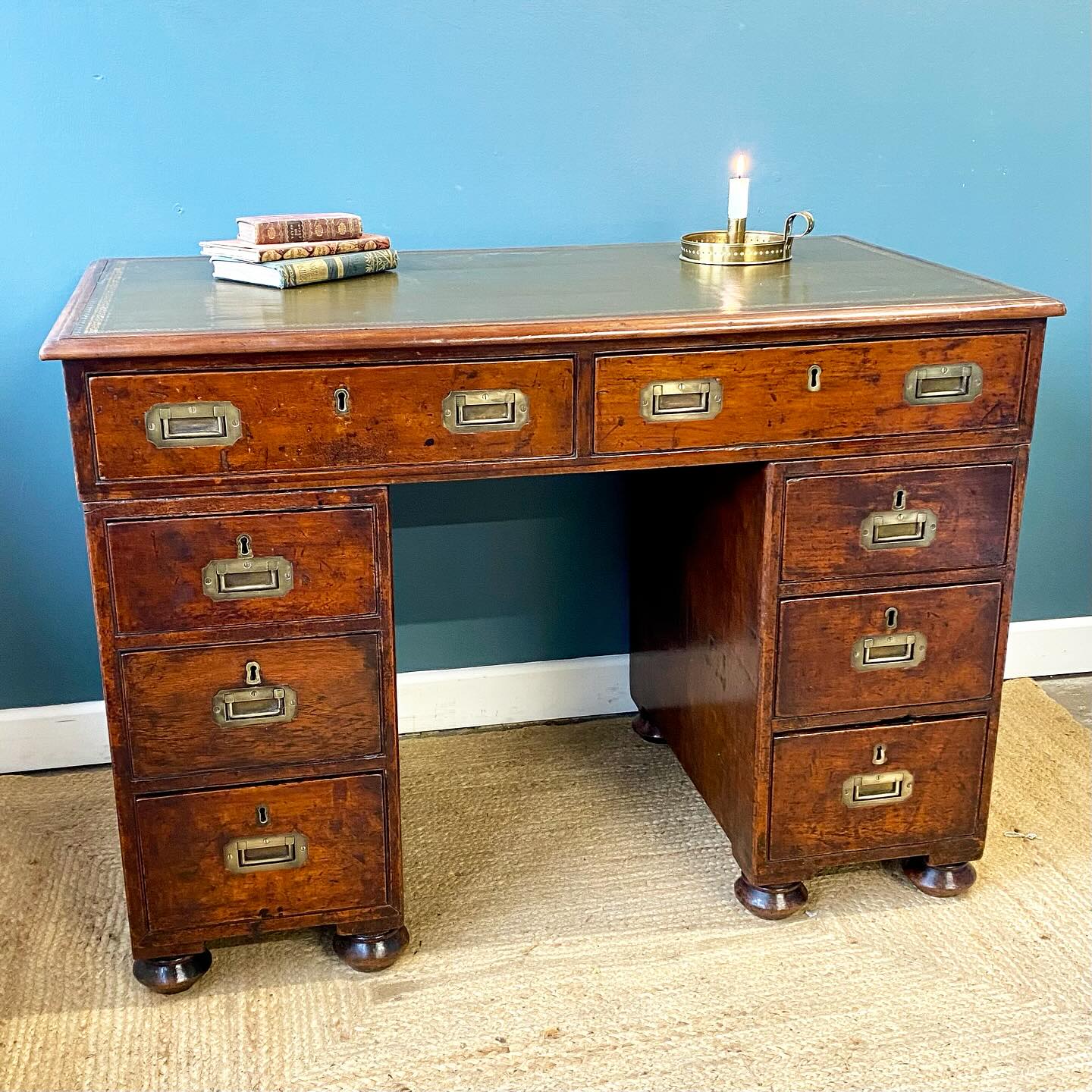 Teak campaign desk image 0