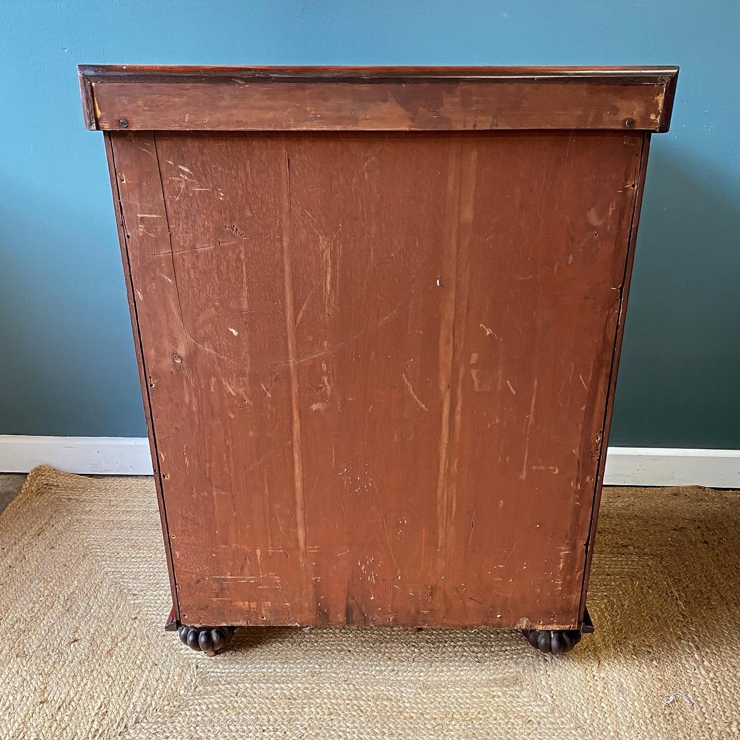 Early 19th century mahogany cupboard  image 9