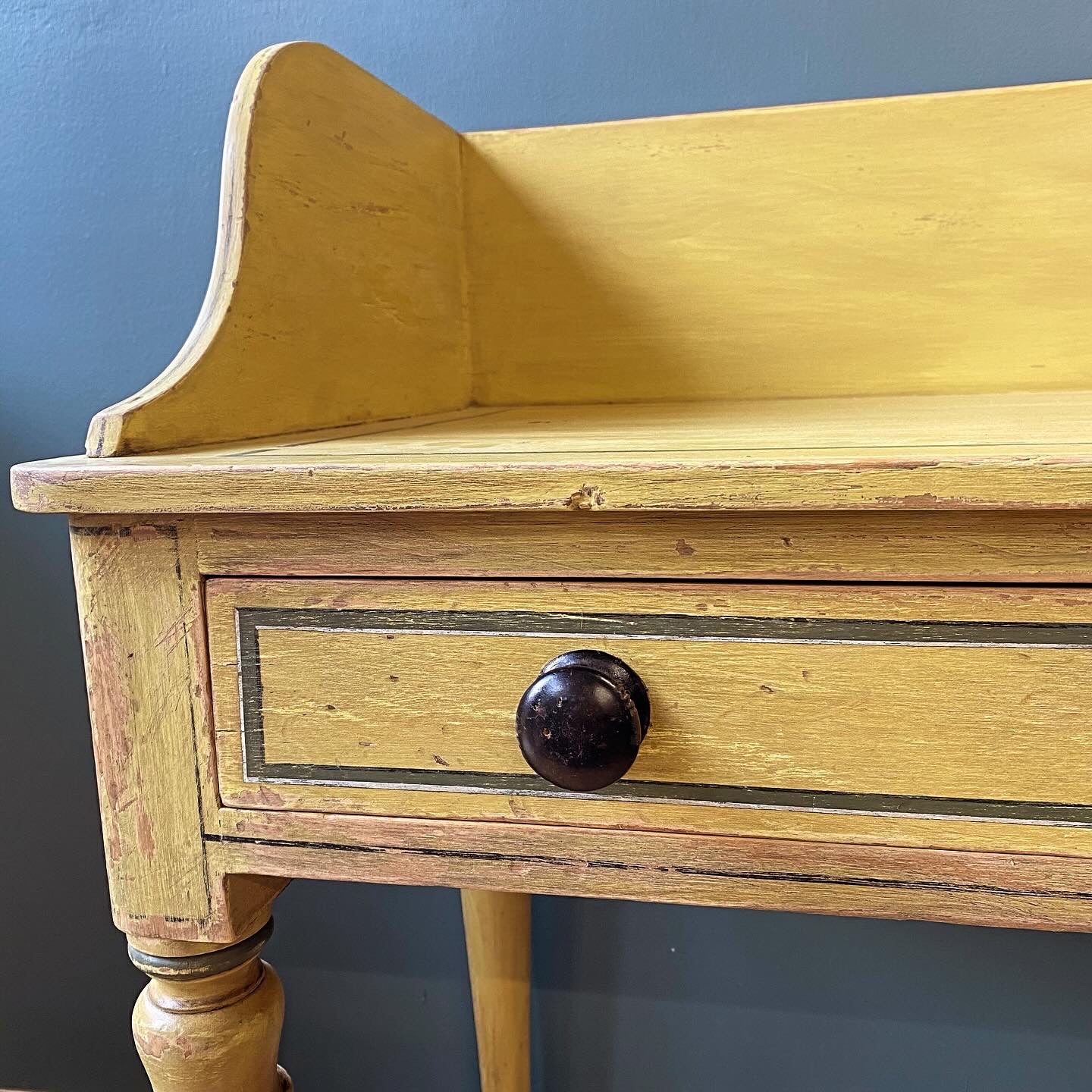 Mid 19th century painted washstand  image 3