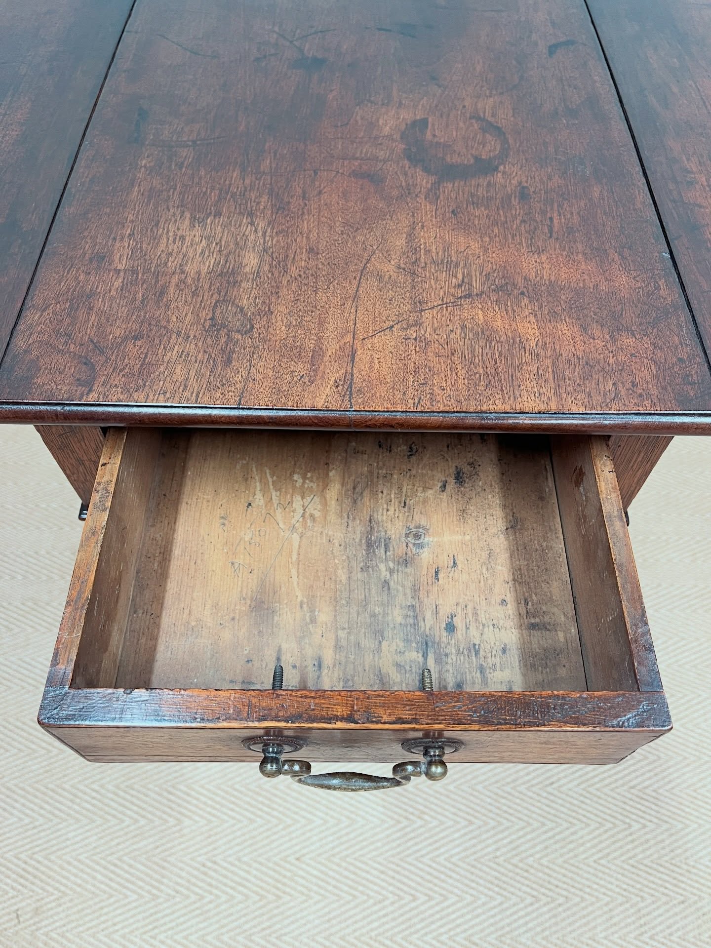 Georgian mahogany pembroke table image 4
