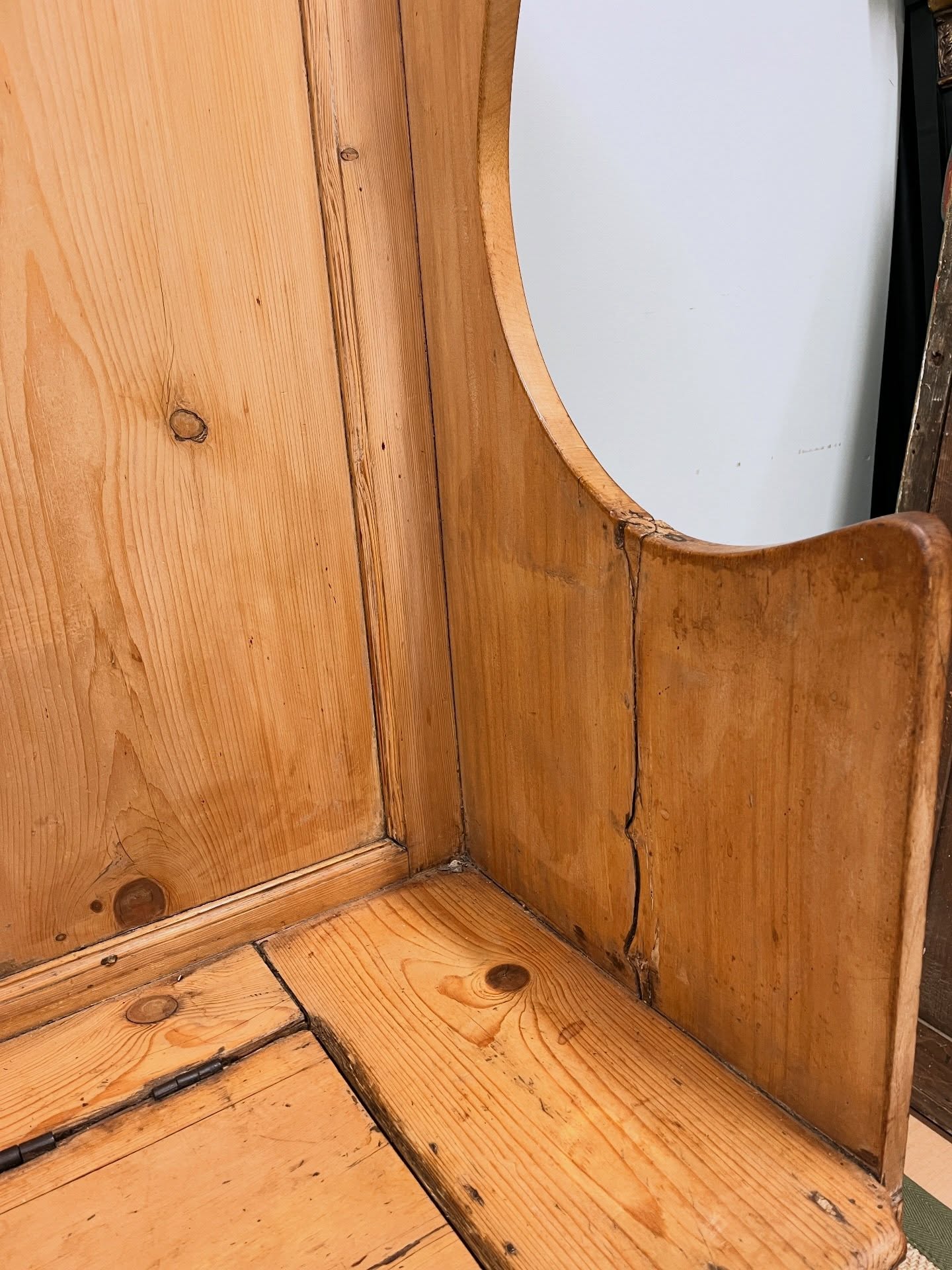 19th century pine settle image 4