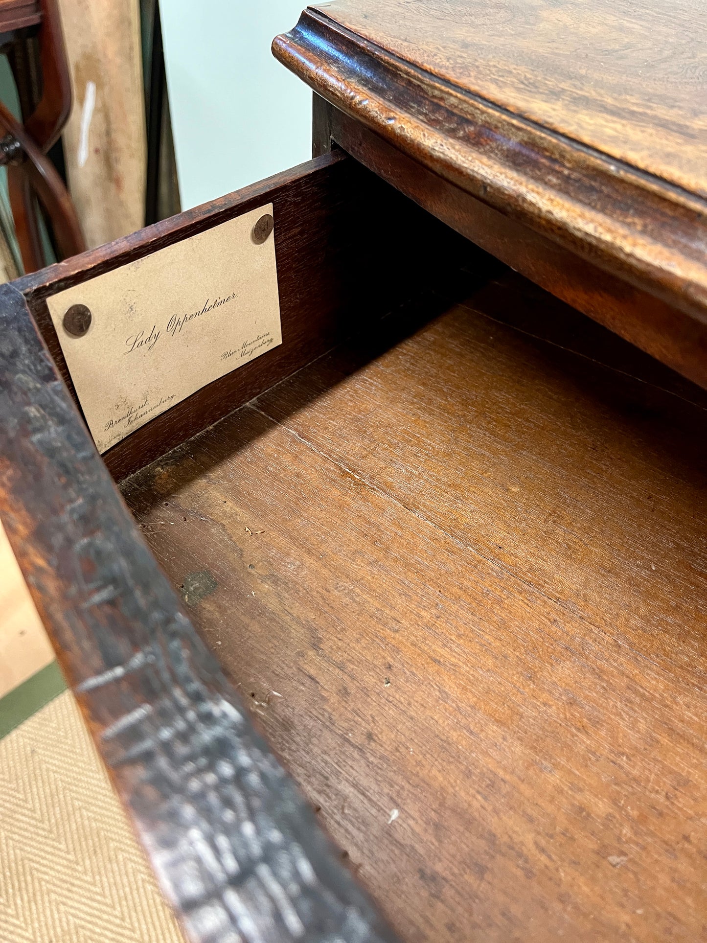 Regency mahogany chest of drawers