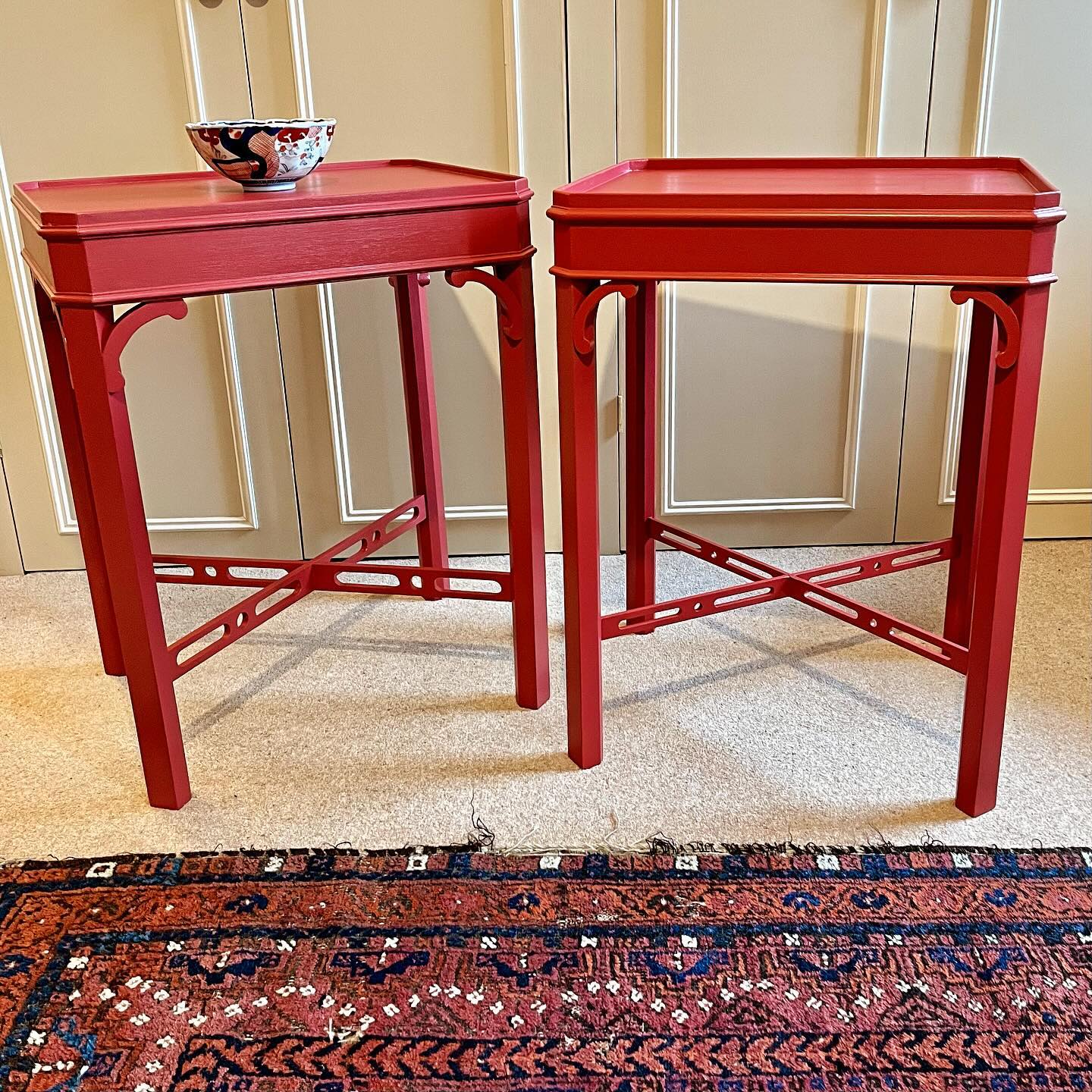 A pair of painted 20th century lamp tables  image 0