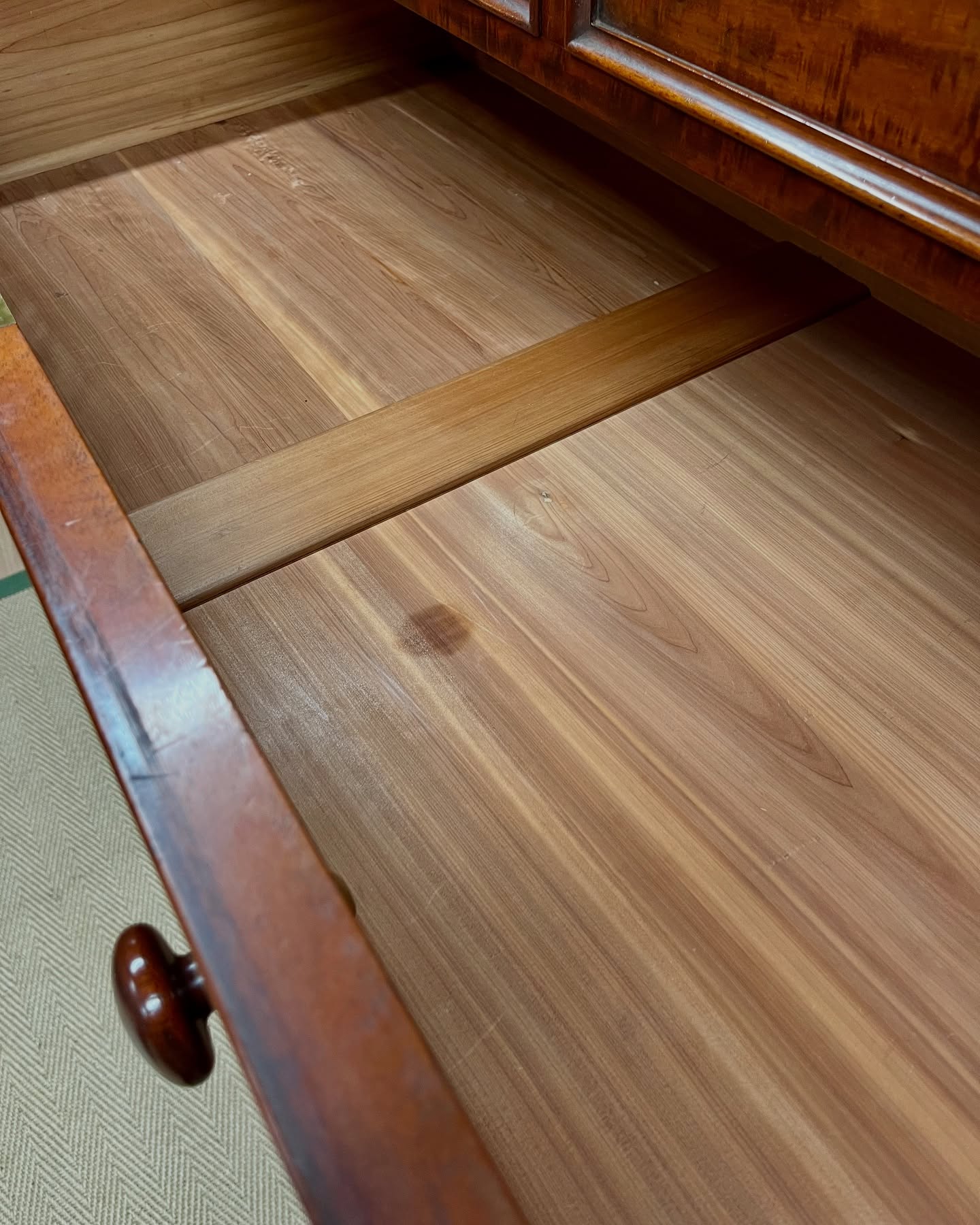 Stunning Mahogany and walnut chest of drawers image 1