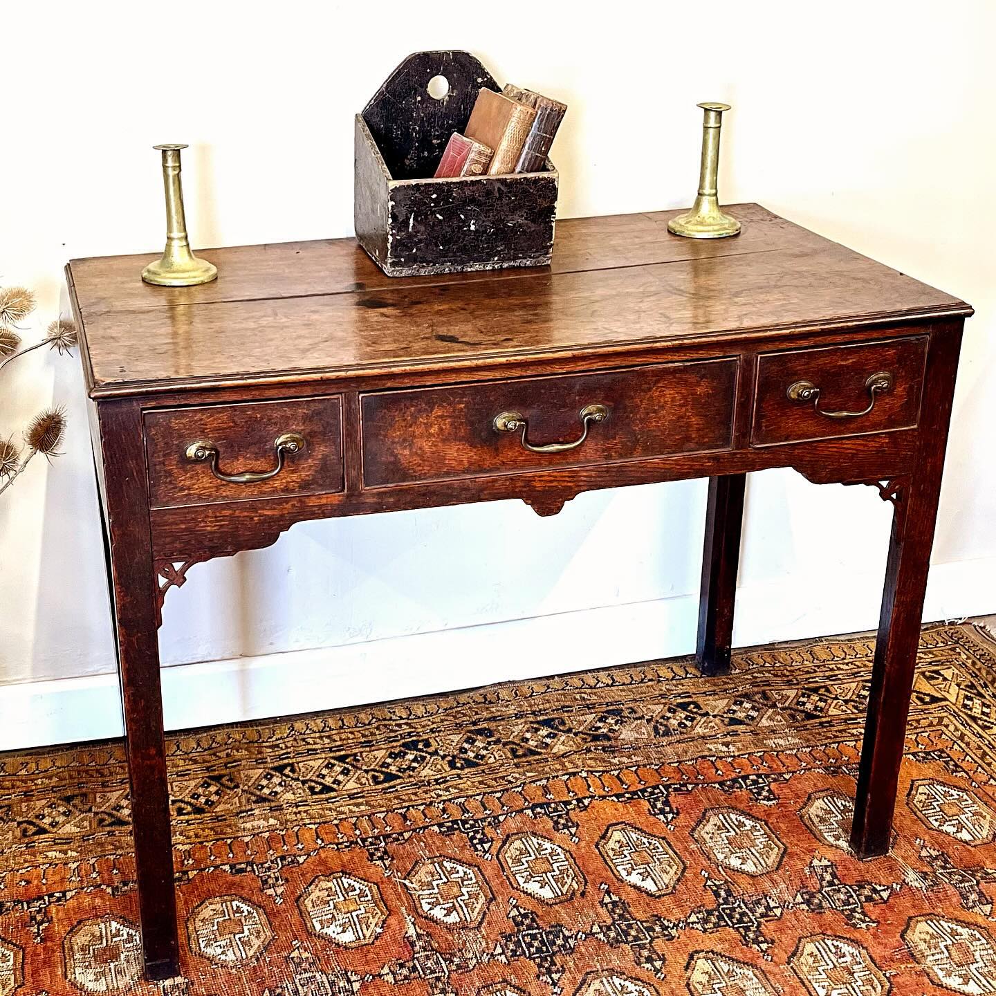 Georgian oak lowboy image 1